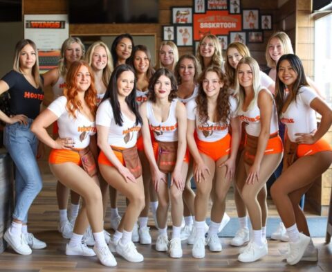 Your Favourite Saskatoon Sports Bar on 8th | Hooters YXE